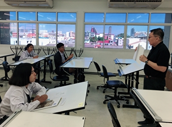 บรรยากาศการสอบคัดเลือกบุคคลเข้าศึกษาระดับปริญญาตรี
ภาคปกติ ประจำปีการศึกษา 2562 ด้วยระบบ
TCAS (รอบที่ 4 Admission)