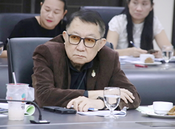 ผู้บริหารวิทยาลัยสถาปัตยกรรมศาสตร์
เข้าร่วมประชุมคณะกรรมการดำเนินงานทบทวนยุทธศาสตร์
ระยะ 5 ปี (พ.ศ.2560-2564)
และจัดทำแผนการปฏิบัติการประจำปีงบประมาณ
พ.ศ.2563