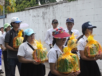 วิทยาลัยสถาปัตยกรรมศาสตร์เข้าร่วมกิจกรรมแห่เทียนเข้าพรรษา
กับชุมชนวัดสวัสดิ์วารีสีมาราม เขตดุสิต
กรุงเทพมหานคร
