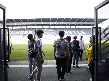 นักศึกษาชั้นปีที่ 3 สาขาวิชาสถาปัตยกรรม
ศึกษาเรียนรู้จากสถานที่จริง ณ
สนามฟุตบอลช้างอารีนา จังหวัดบุรีรัมย์