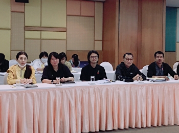 ผู้บริหารวิทยาลัยสถาปัตกรรมศาสตร์
ร่วมพิจารณาการจัดทำ (ร่าง)
ตัวบ่งชี้และเกณฑ์ประกันคุณภาพการศึกษาภายใน