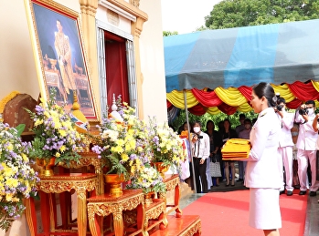 ผู้บริหารวิทยาลัยสถาปัตยกรรมศาสตร์เข้าร่วมพิธีถวายผ้าพระกฐินพระราชทาน
มหาวิทยาลัยราชภัฏสวนสุนันทา ประจำปี ๒๕๖๓