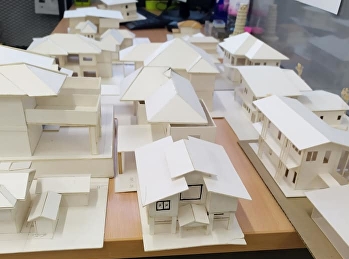 นักศึกษาชั้นปีที่ 2 แบบร่างบ้าน 2 ชั้น