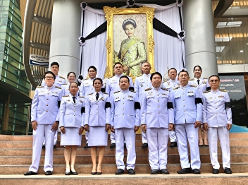 merit-making ceremony held in tribute to
Her Majesty Queen Sirikit, The Queen
Mother, to dedicate royal merit on the
occasion of the 50th day of Her
Majesty’s passing.