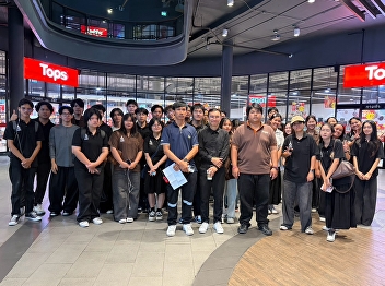 Learning Building Systems from Real
Spaces: Third-Year Architecture Students
Visit Marketplace Dusit